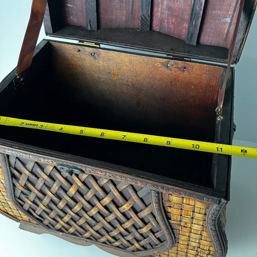 Vintage Woven Wicker Rattan Wood Storage Trunk Chest Brown Boho Decorative Box